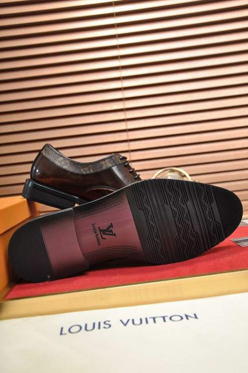 Picture of Louis Vuitton Shoes _SKULVsz38-45mnf070114415